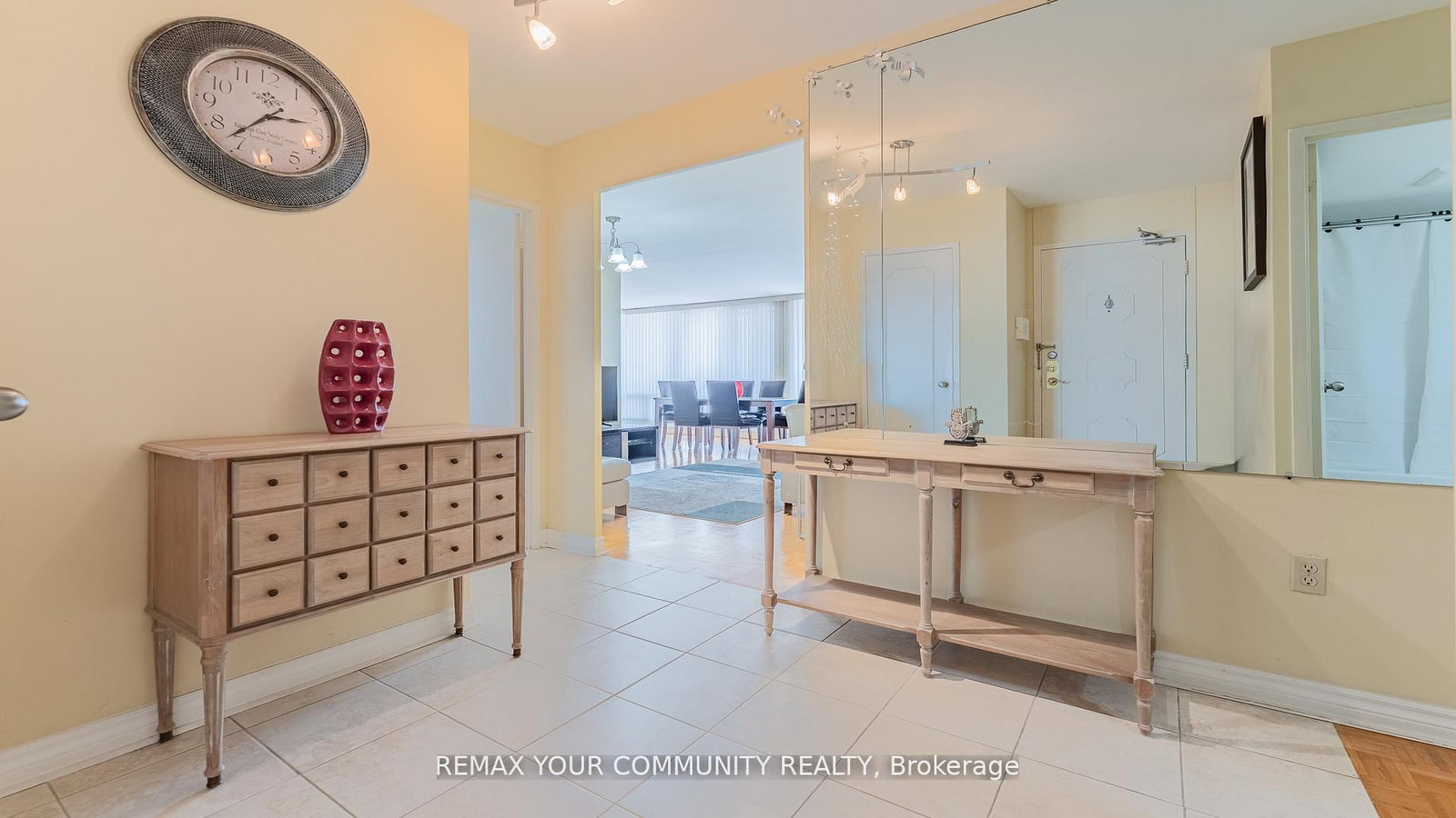 115 Antibes Drive, Unit 702 - Photo 4