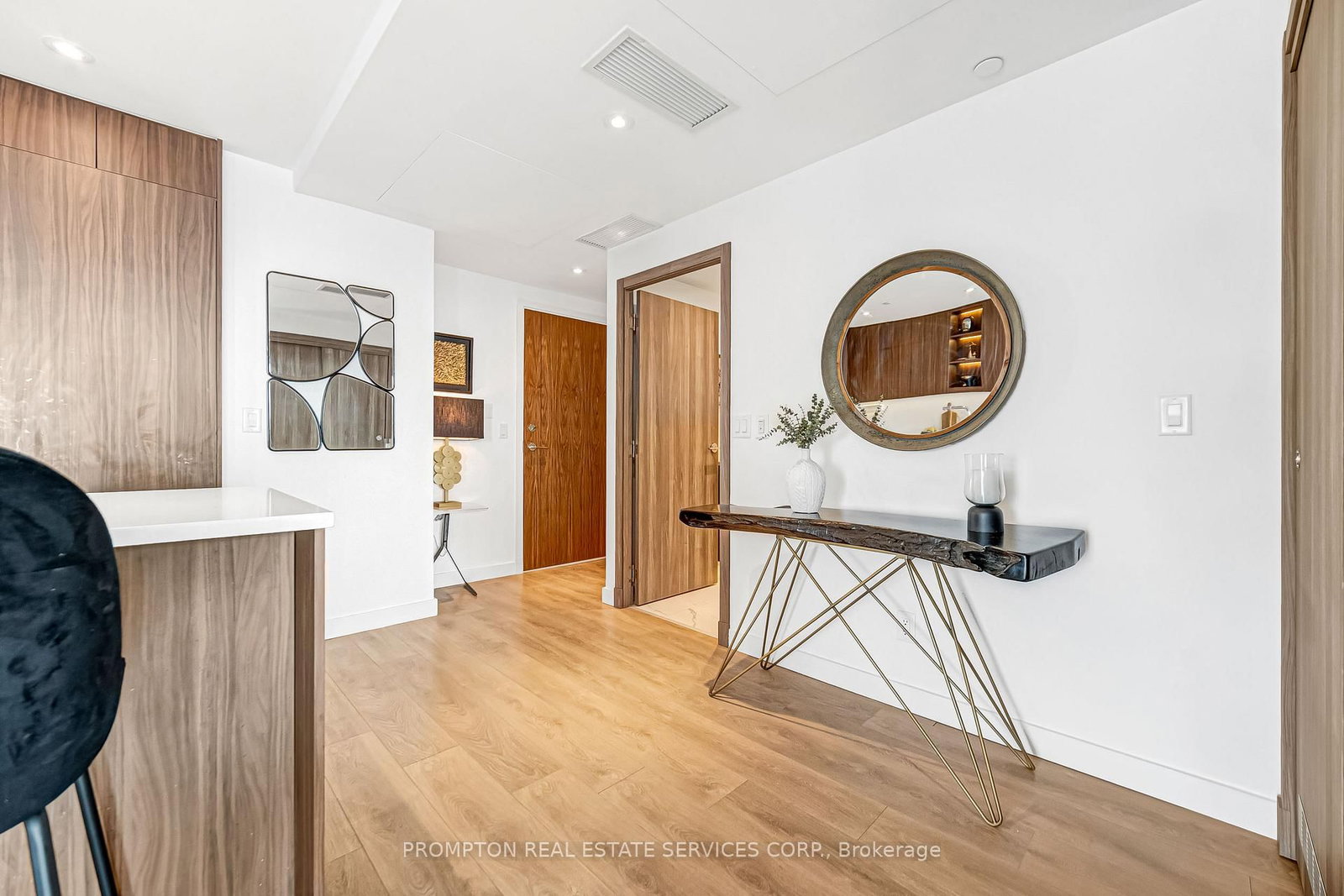 25 Mcmahon Drive, Unit 1803 - Photo 18