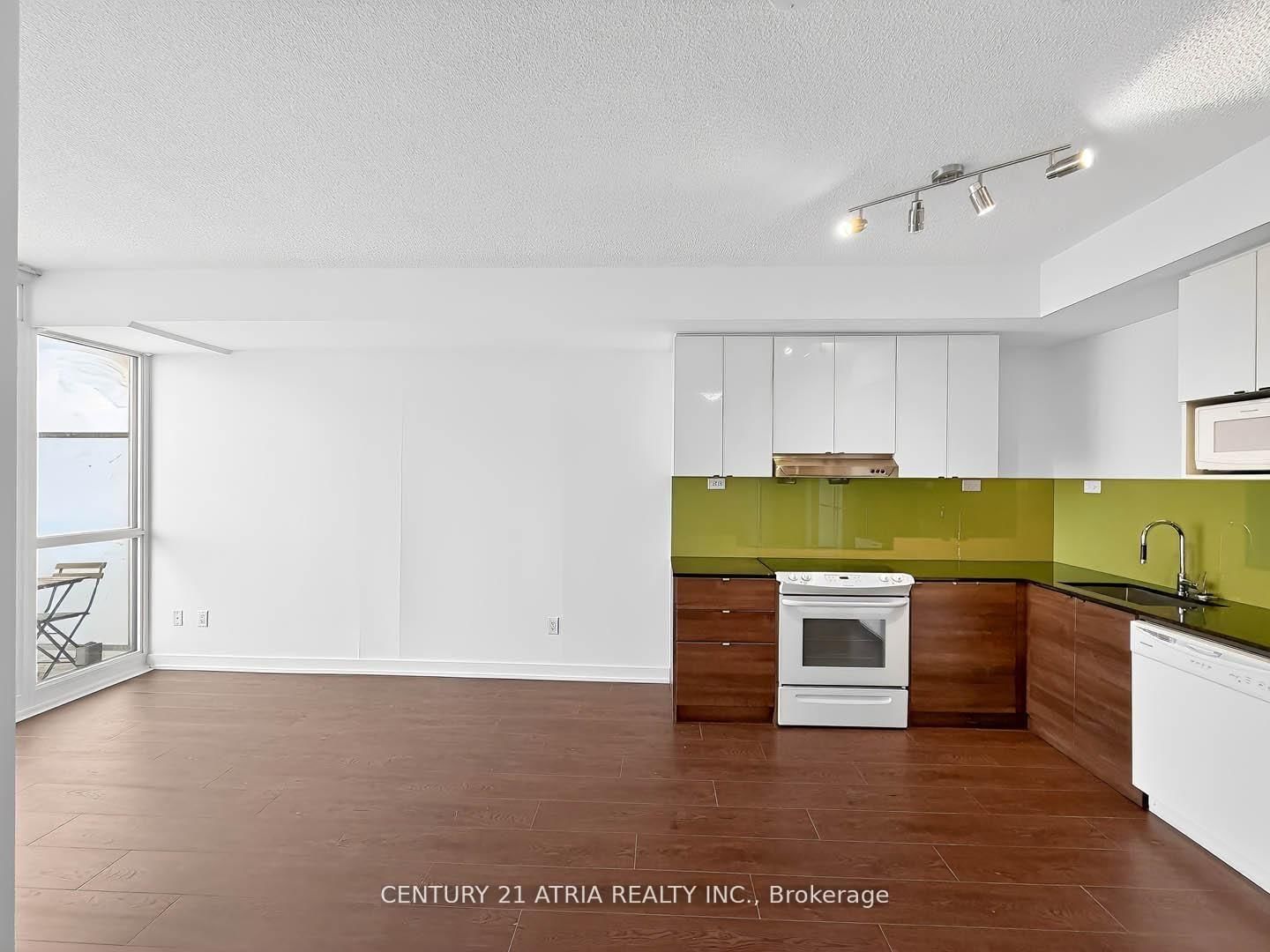 121 McMahon Drive, Unit 2703 - Photo 11