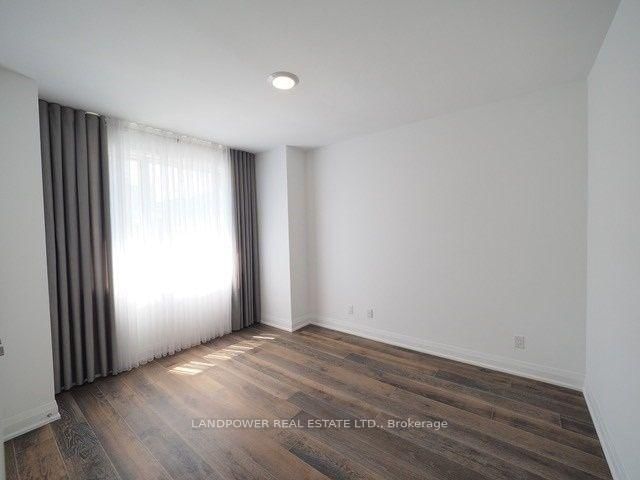 17 Greenbriar Road, Unit 2 - Photo 15