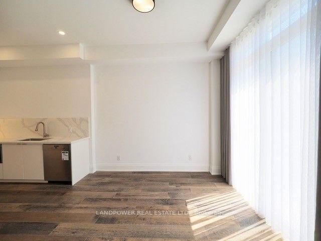 2 - 17 Greenbriar Rd, Toronto, M2K 0G7 | Image 2