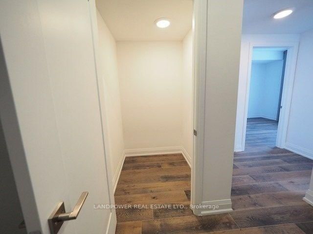 17 Greenbriar Road, Unit 2 - Photo 24