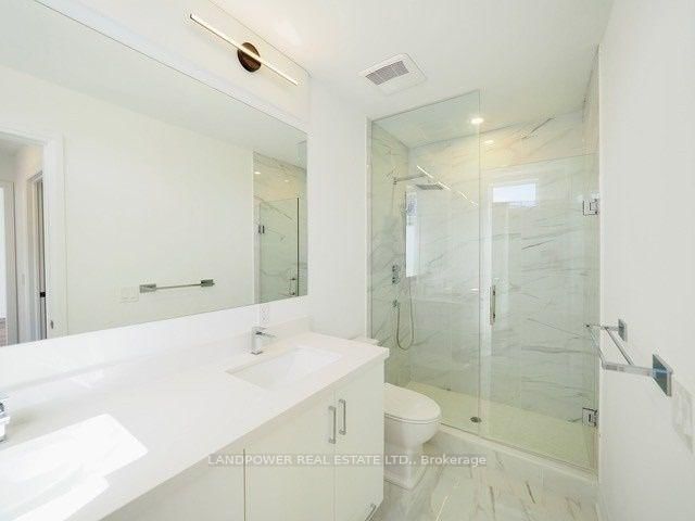 17 Greenbriar Road, Unit 2 - Photo 27