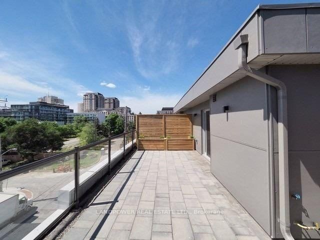 17 Greenbriar Road, Unit 2 - Photo 30