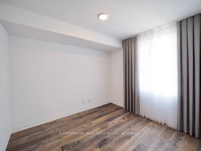 17 Greenbriar Road, Unit 2 - Photo 9