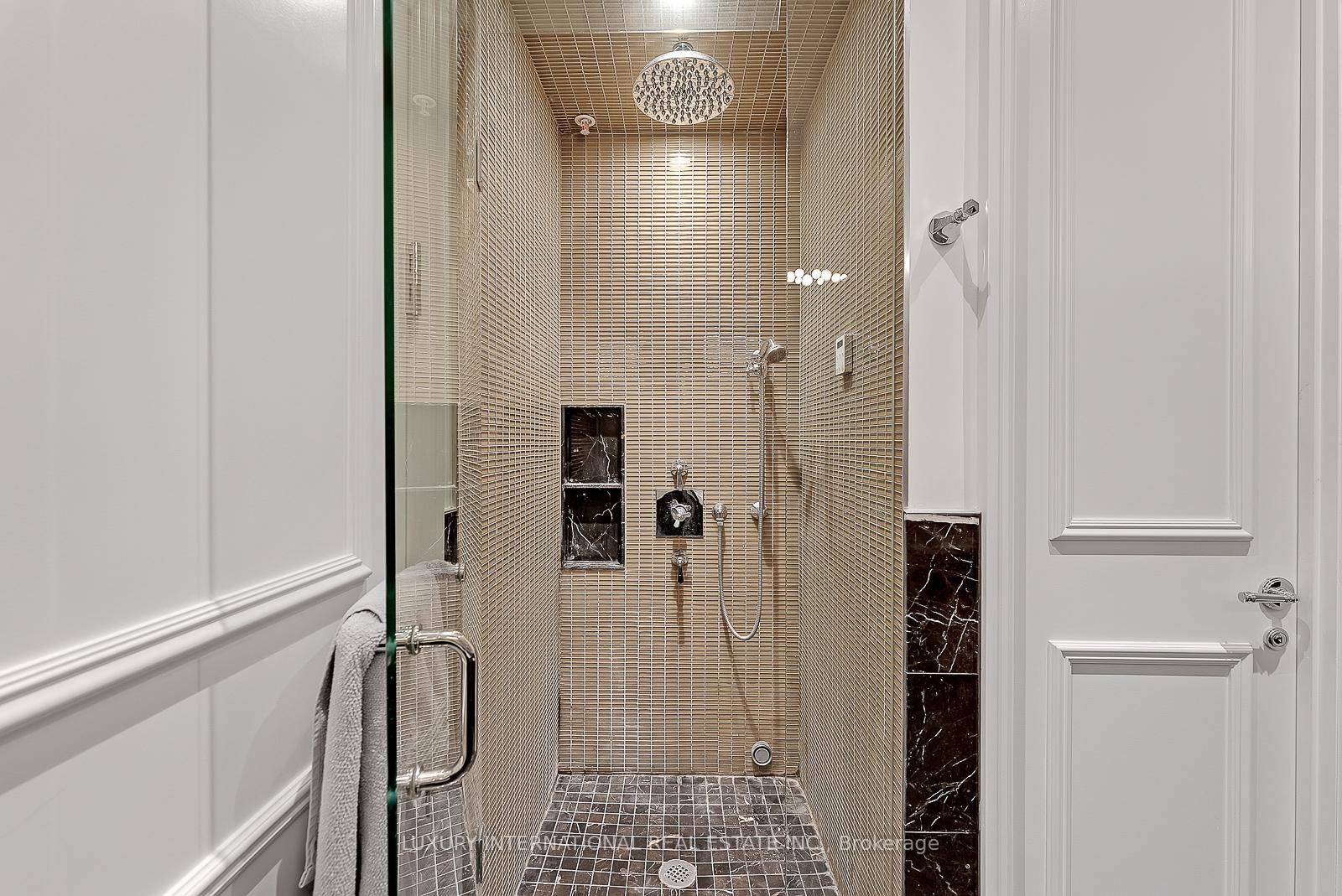 311 Bay Street, Unit 3906 - Photo 10