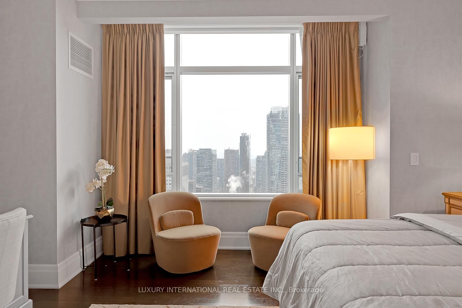 311 Bay Street, Unit 3906 - Photo 14