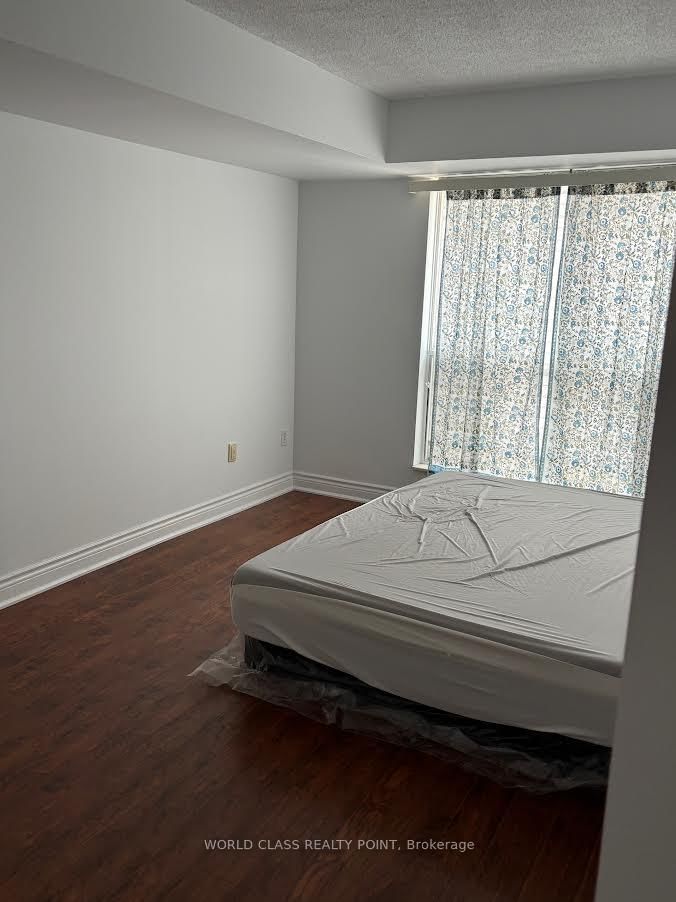 23 Lorraine Drive, Unit 310 - Photo 4