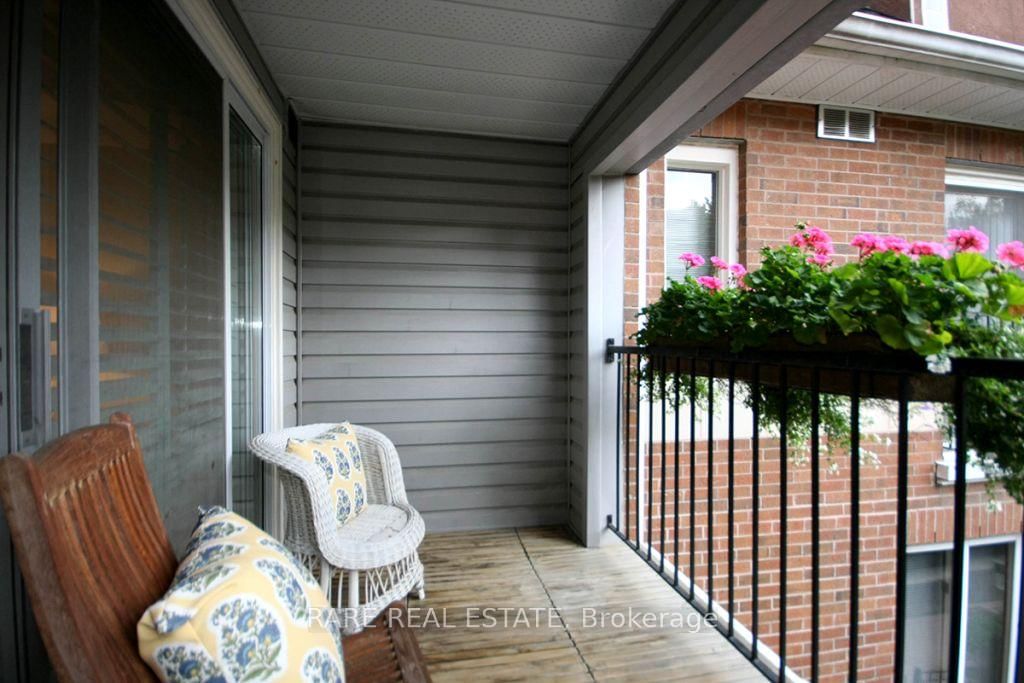 217 St George Street, Unit 5 - Photo 6