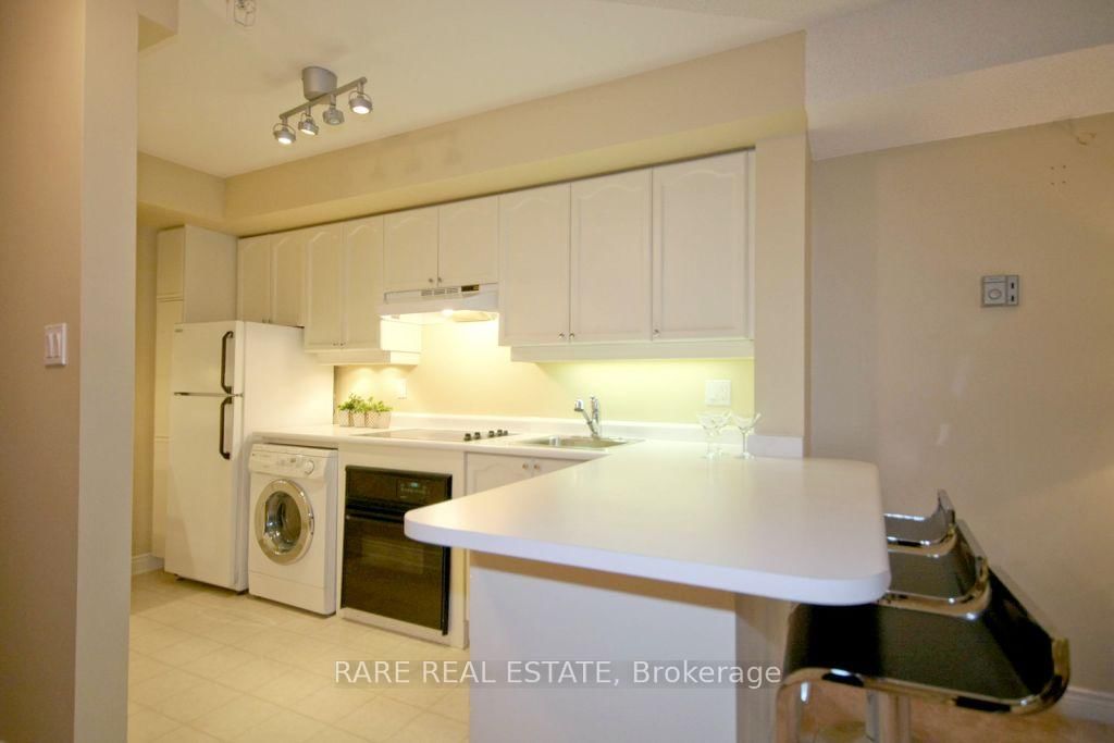 217 St George Street, Unit 5 - Photo 7