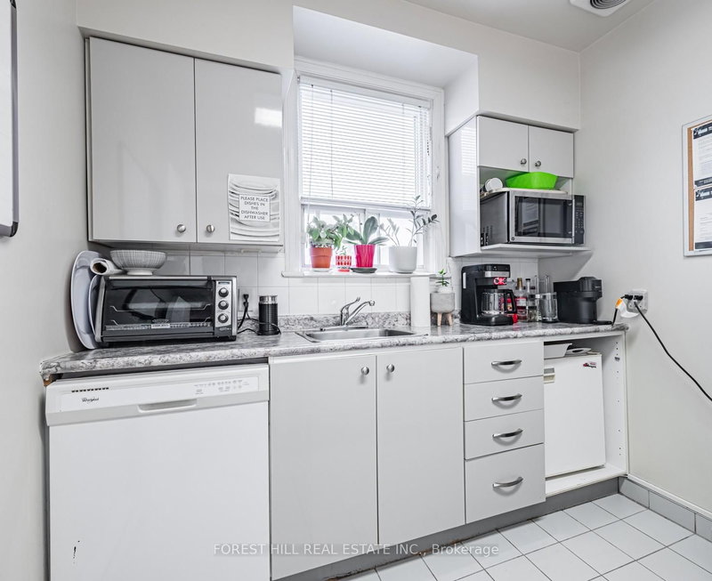 2nd floor - 435 Eglinton Ave W, Toronto, M5N 1A4 | Image 3