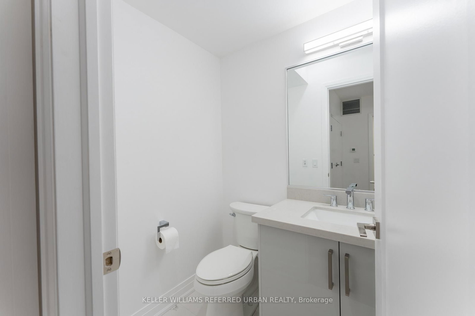 475 Queen Street W, Unit 202 - Photo 13