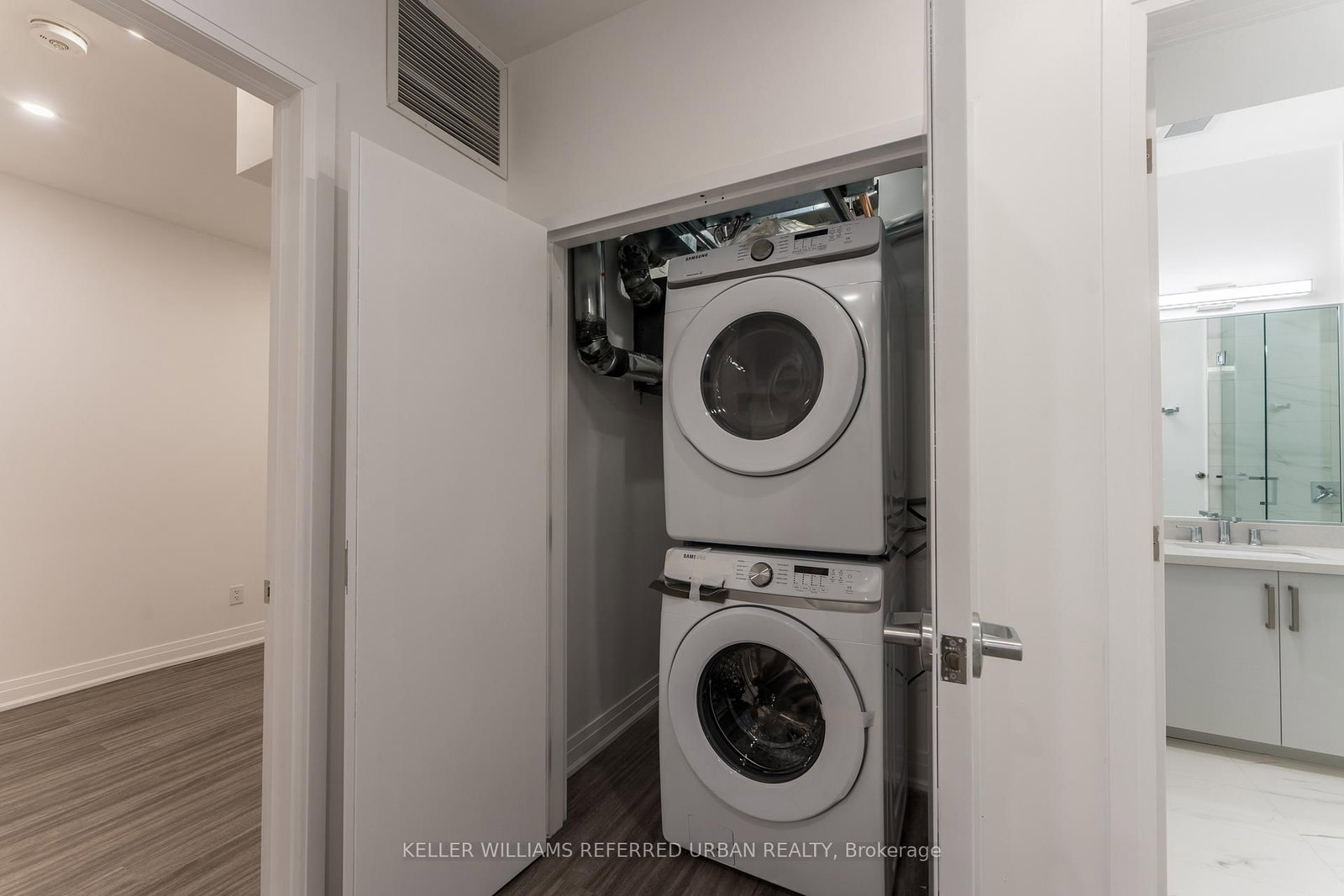 475 Queen Street W, Unit 202 - Photo 16