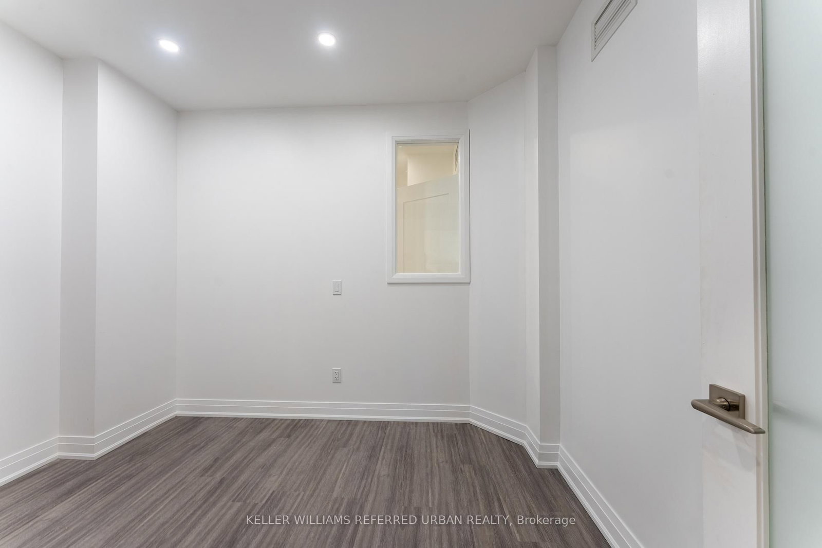 475 Queen Street W, Unit 202 - Photo 6