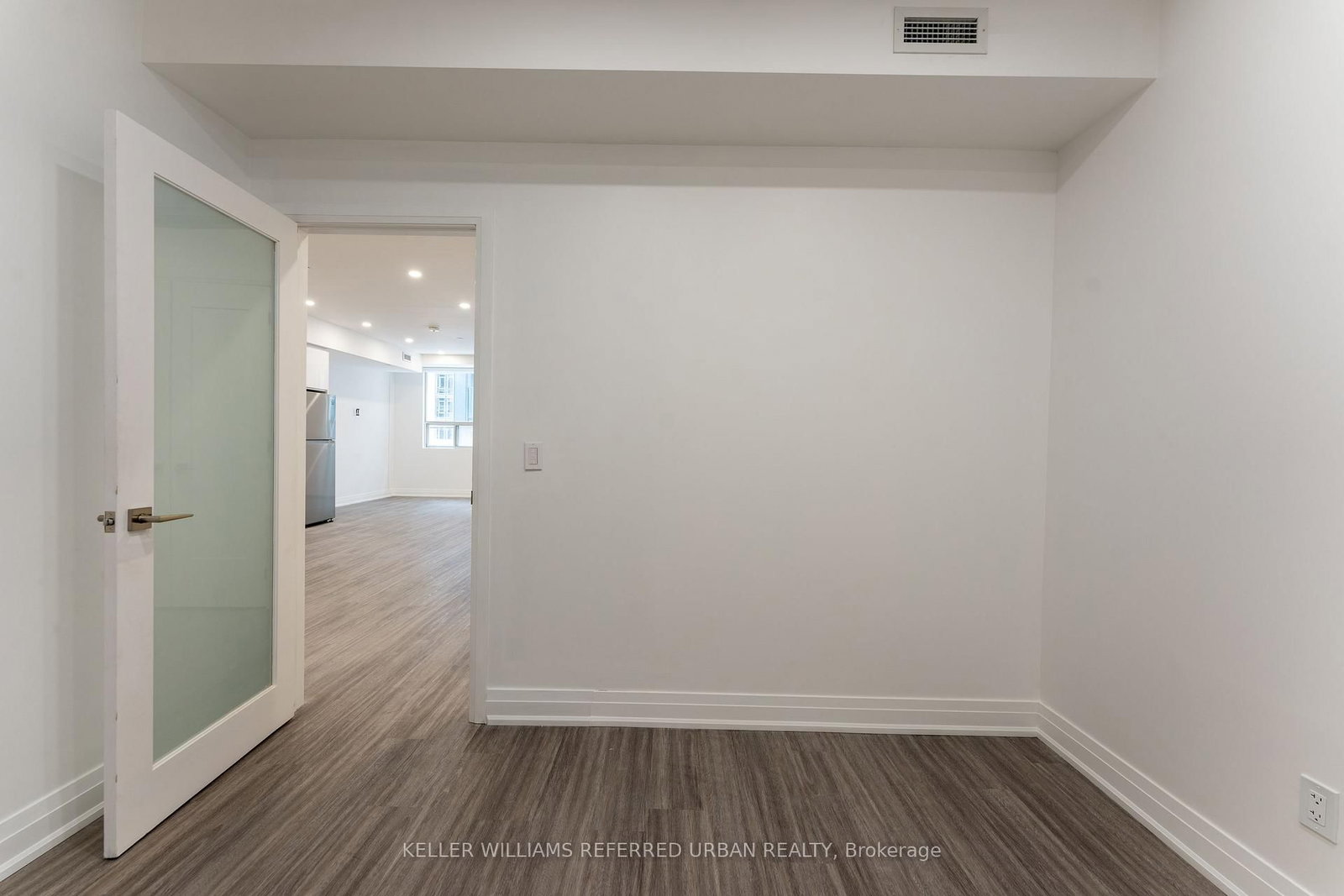 475 Queen Street W, Unit 202 - Photo 8
