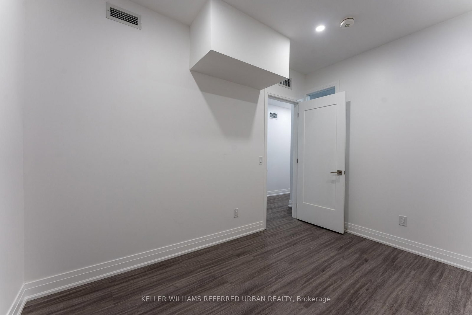 475 Queen Street W, Unit 202 - Photo 9