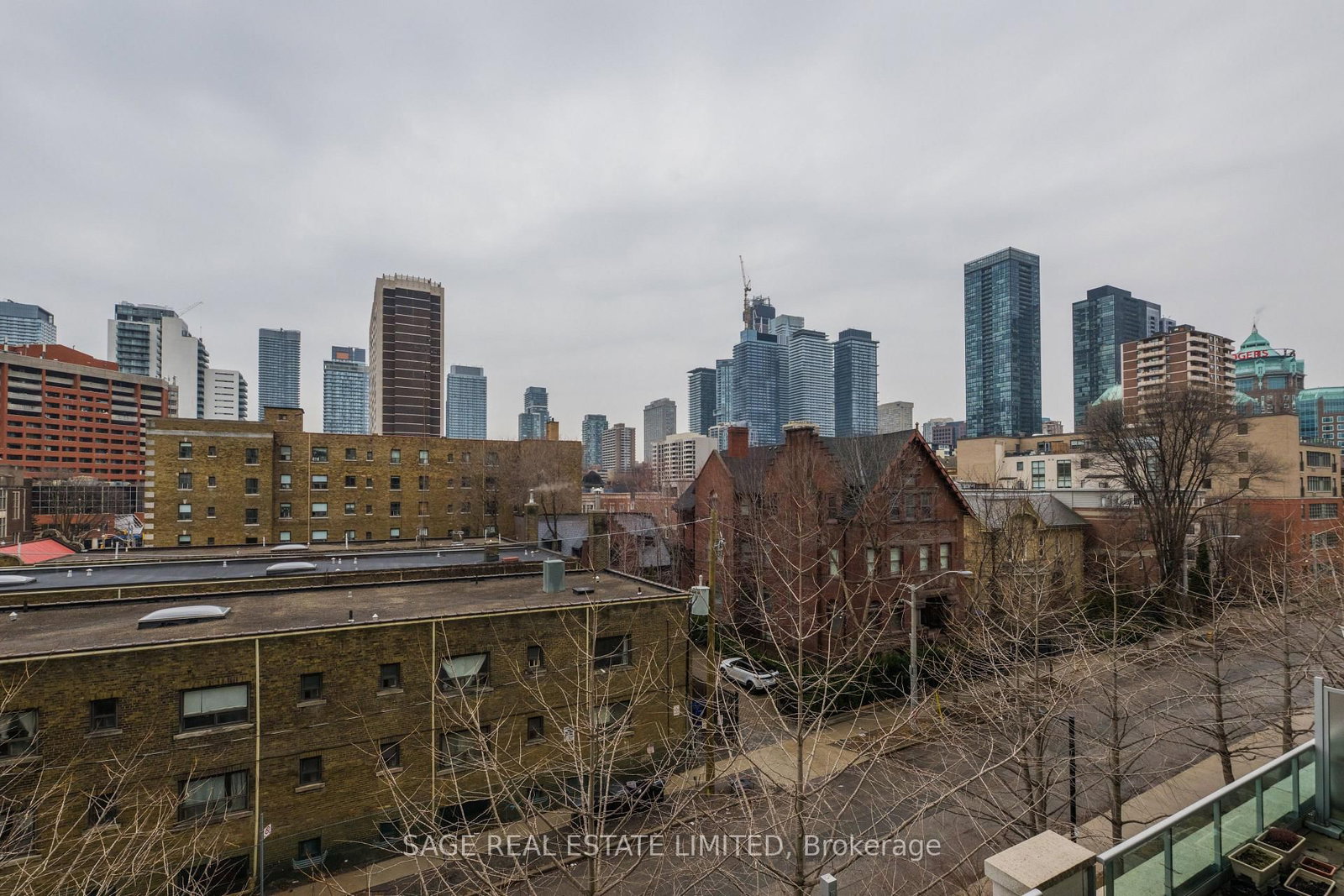 120 Homewood Avenue, Unit 411 - Photo 32