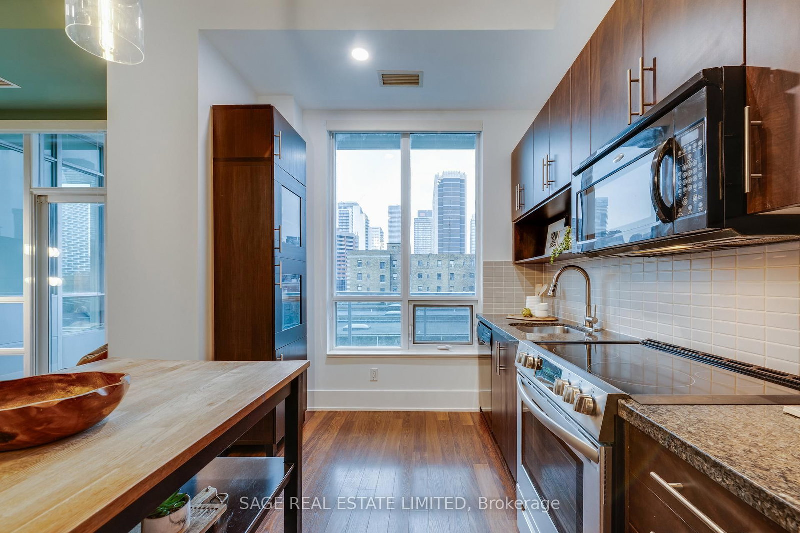 120 Homewood Avenue, Unit 411 - Photo 7