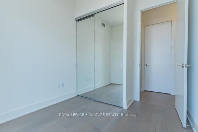 1 Yorkville Avenue, Unit 5606 - Photo 13