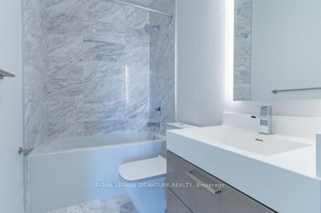 1 Yorkville Avenue, Unit 5606 - Photo 23