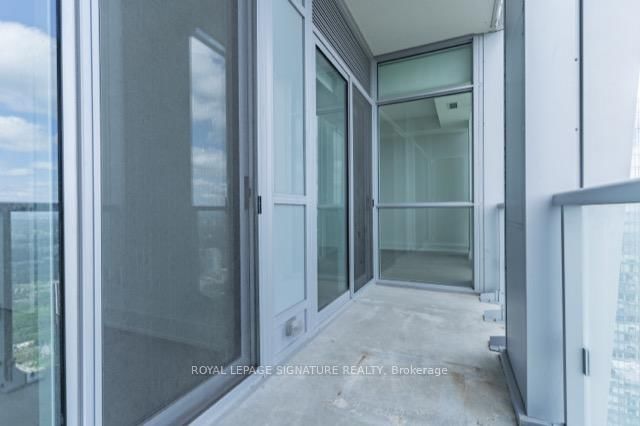 1 Yorkville Avenue, Unit 5606 - Photo 27