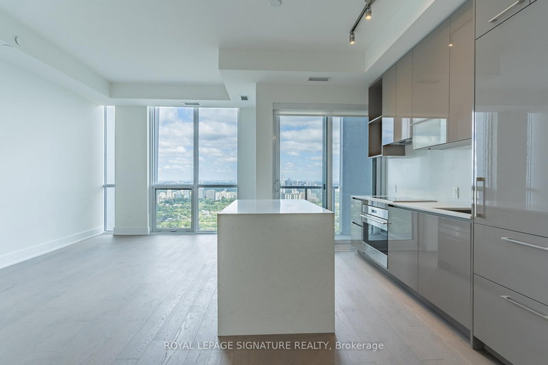 5606 - 1 Yorkville Ave, Toronto, M4W 0B1 | Image 3