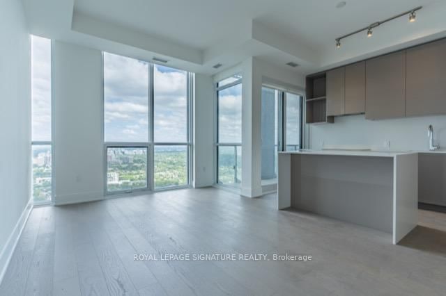 1 Yorkville Avenue, Unit 5606 - Photo 4