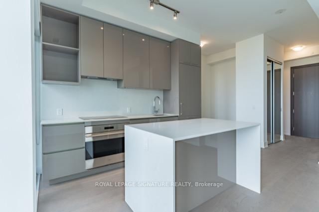 1 Yorkville Avenue, Unit 5606 - Photo 9