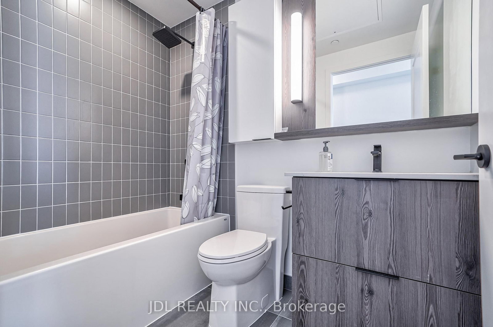 5 Defries Street, Unit 3503 - Photo 7