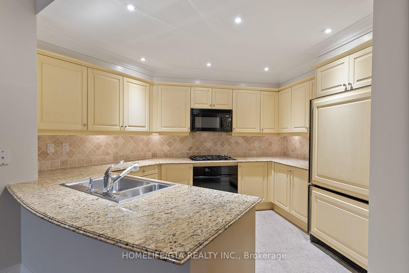 33 Delisle Avenue, Unit 610 - Photo 3