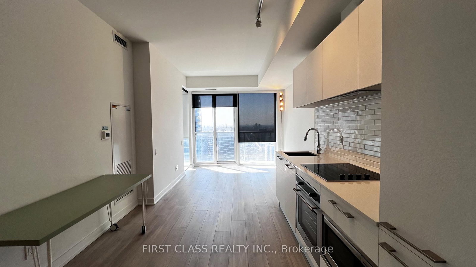 3 Gloucester Street, Unit 4010 - Photo 16