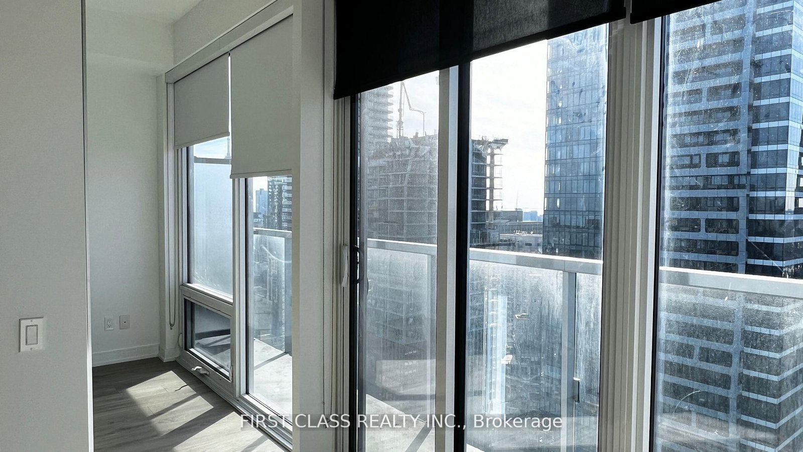 3 Gloucester Street, Unit 4010 - Photo 6
