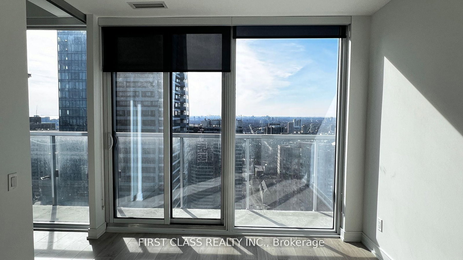 3 Gloucester Street, Unit 4010 - Photo 7