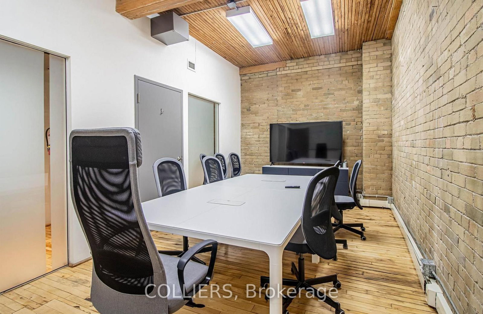 282 Richmond Street E, Unit 200 - Photo 3