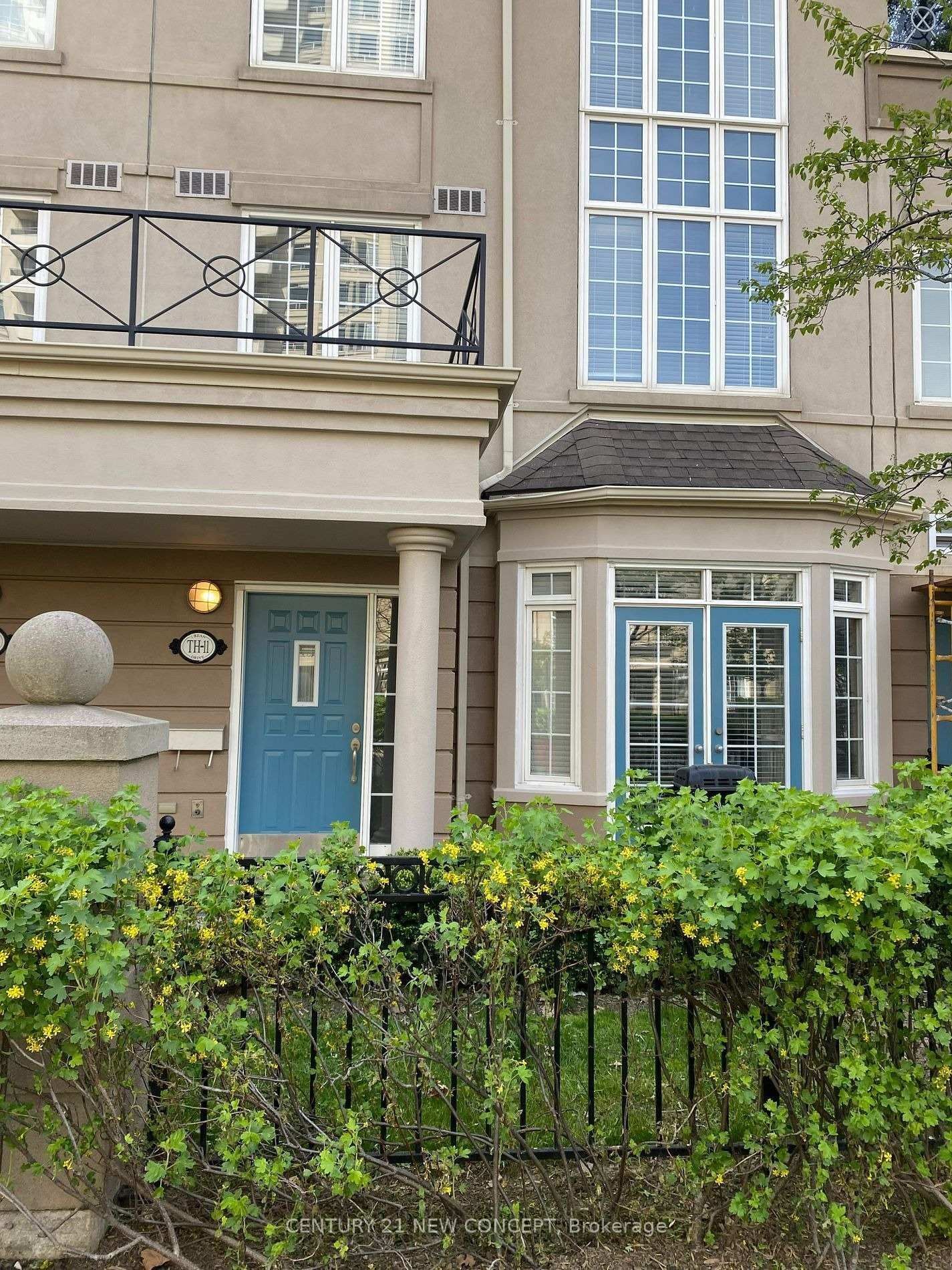 1 Rean Drive, Unit Th 11