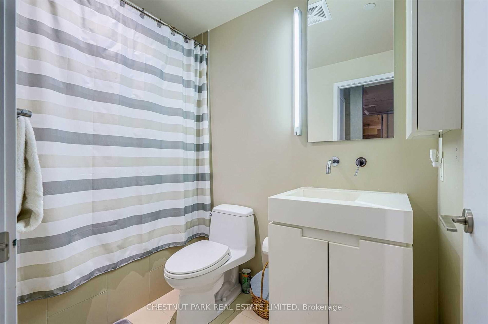 25 Oxley Street, Unit 709 - Photo 8
