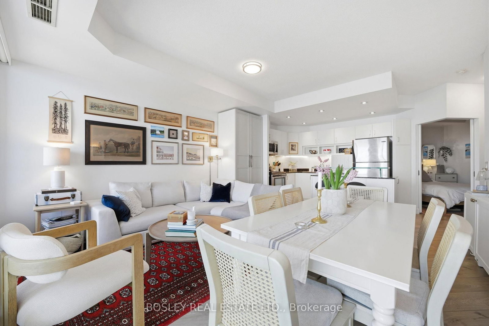 218 Queens Quay W, Unit 2011 - Photo 8