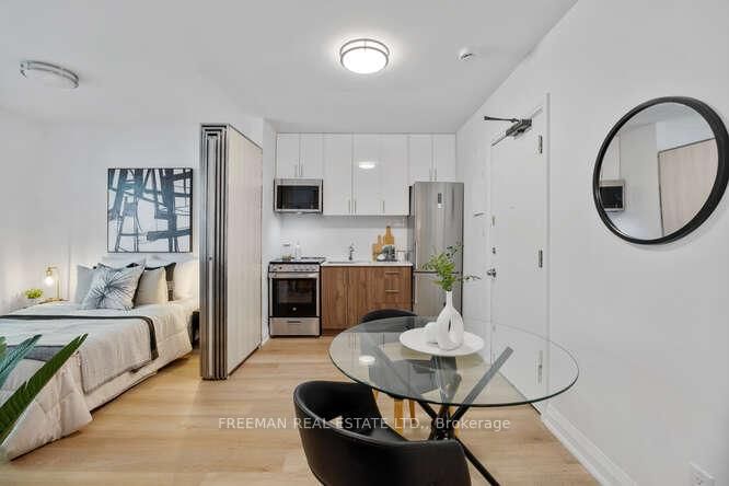 134 Carlton Street, Unit 16 - Photo 12