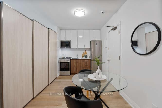 134 Carlton Street, Unit 16 - Photo 13