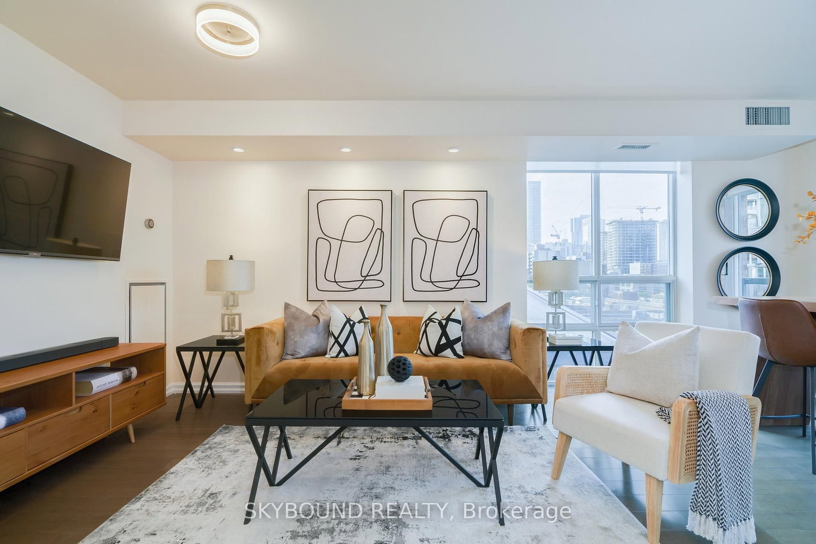 311 Richmond Street E, Unit 703