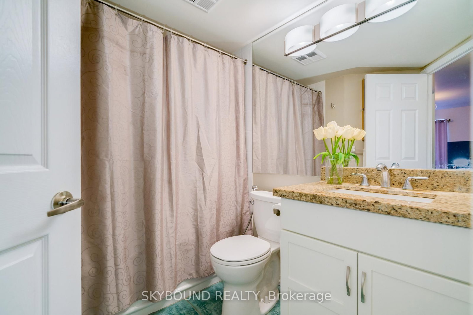 311 Richmond Street E, Unit 703 - Photo 18