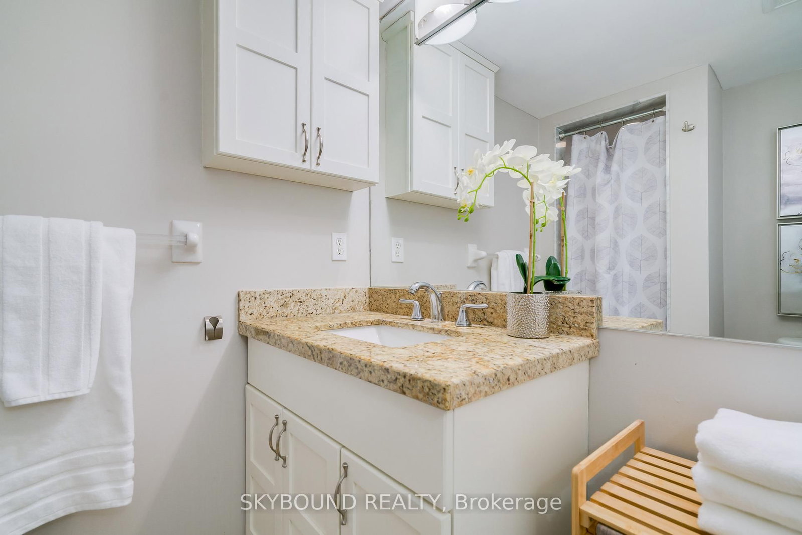 311 Richmond Street E, Unit 703 - Photo 25