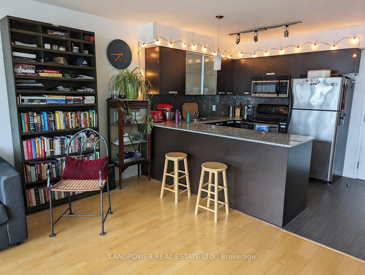 37 Grosvenor Street, Unit 2704 - Photo 10