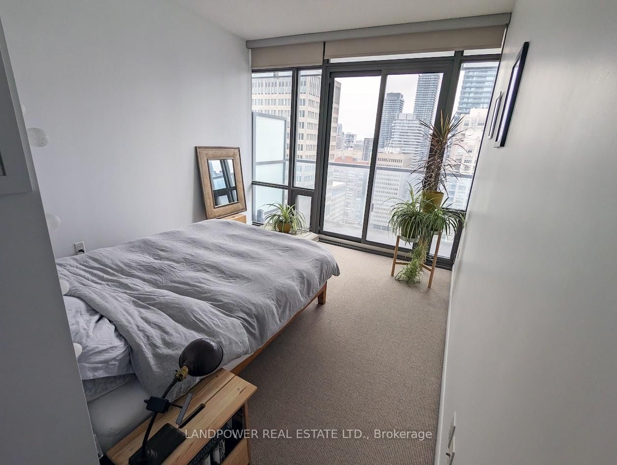 37 Grosvenor Street, Unit 2704 - Photo 19