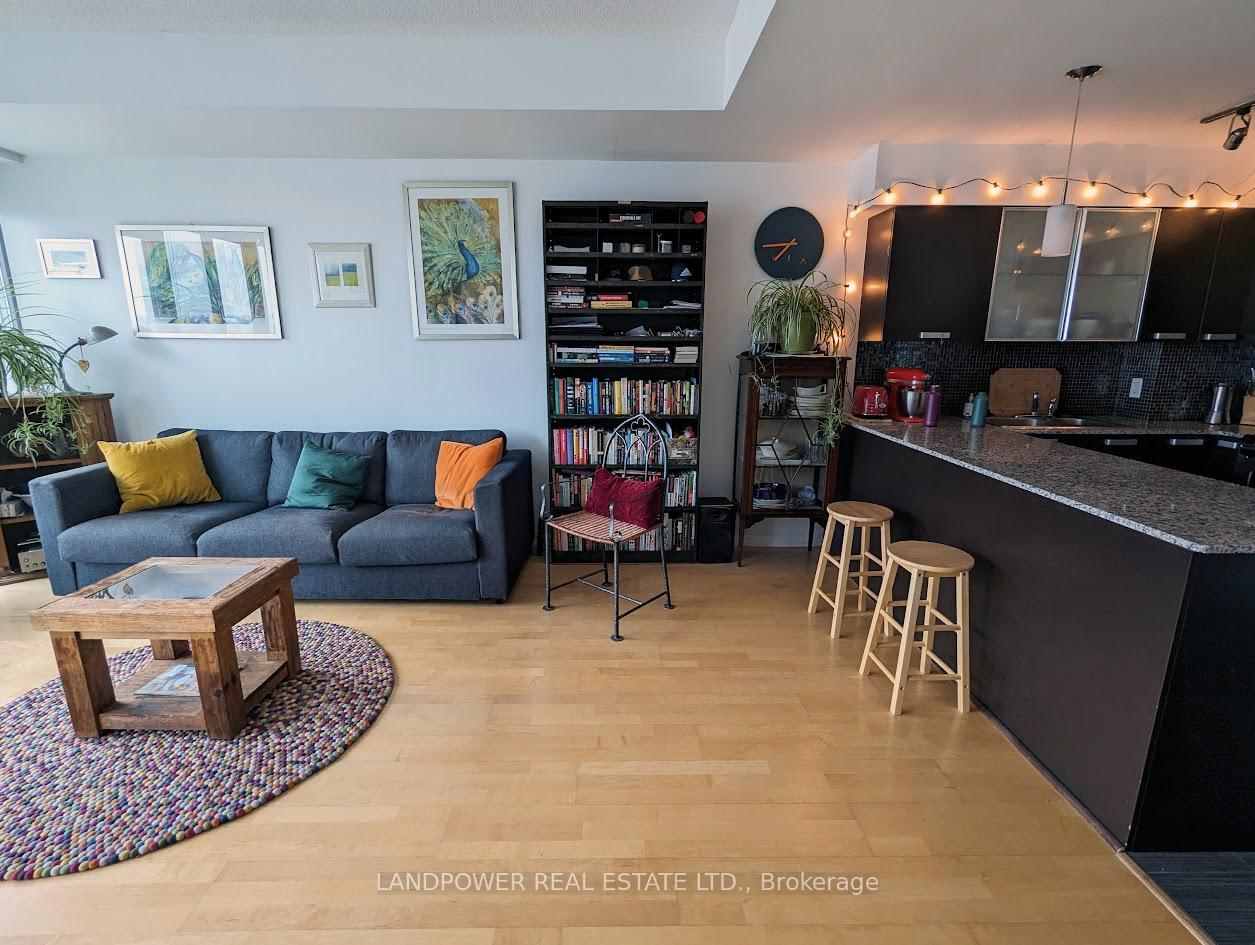 37 Grosvenor Street, Unit 2704 - Photo 24