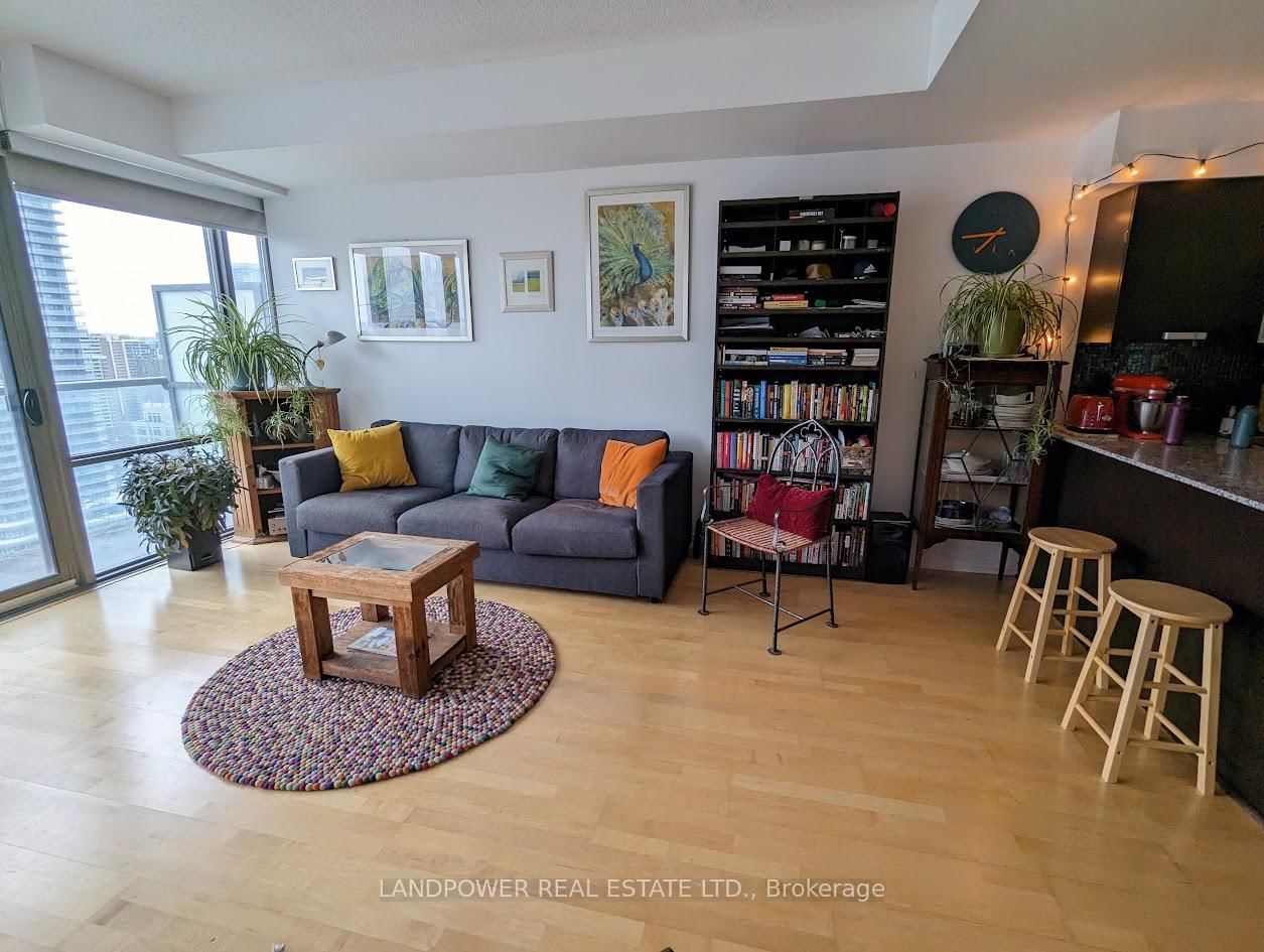 37 Grosvenor Street, Unit 2704 - Photo 25