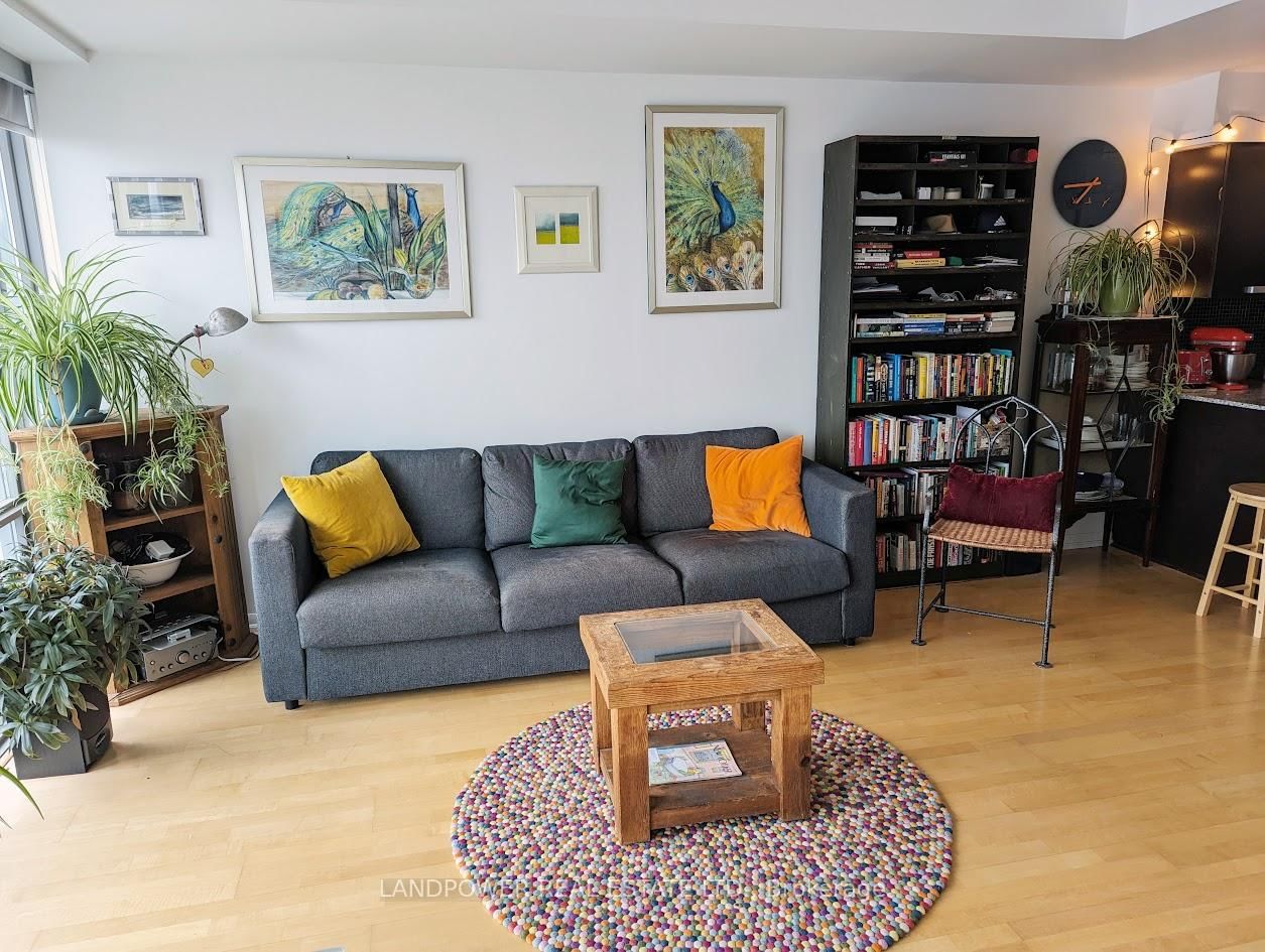 37 Grosvenor Street, Unit 2704 - Photo 3