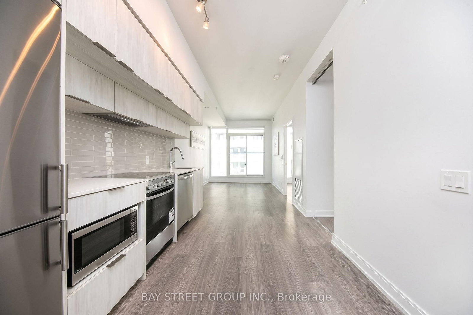 181 Dundas Street E, Unit 3012 - Photo 8