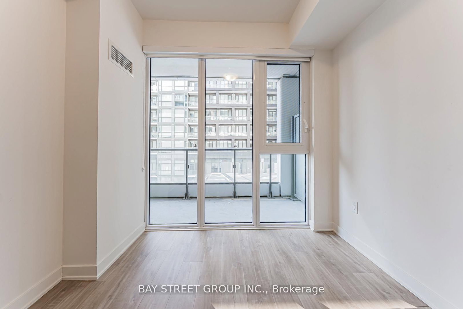 70 Princess Street, Unit 1227E - Photo 19