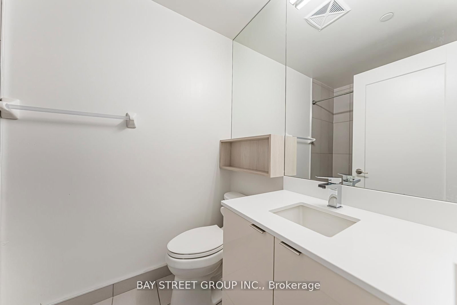 70 Princess Street, Unit 1227E - Photo 24